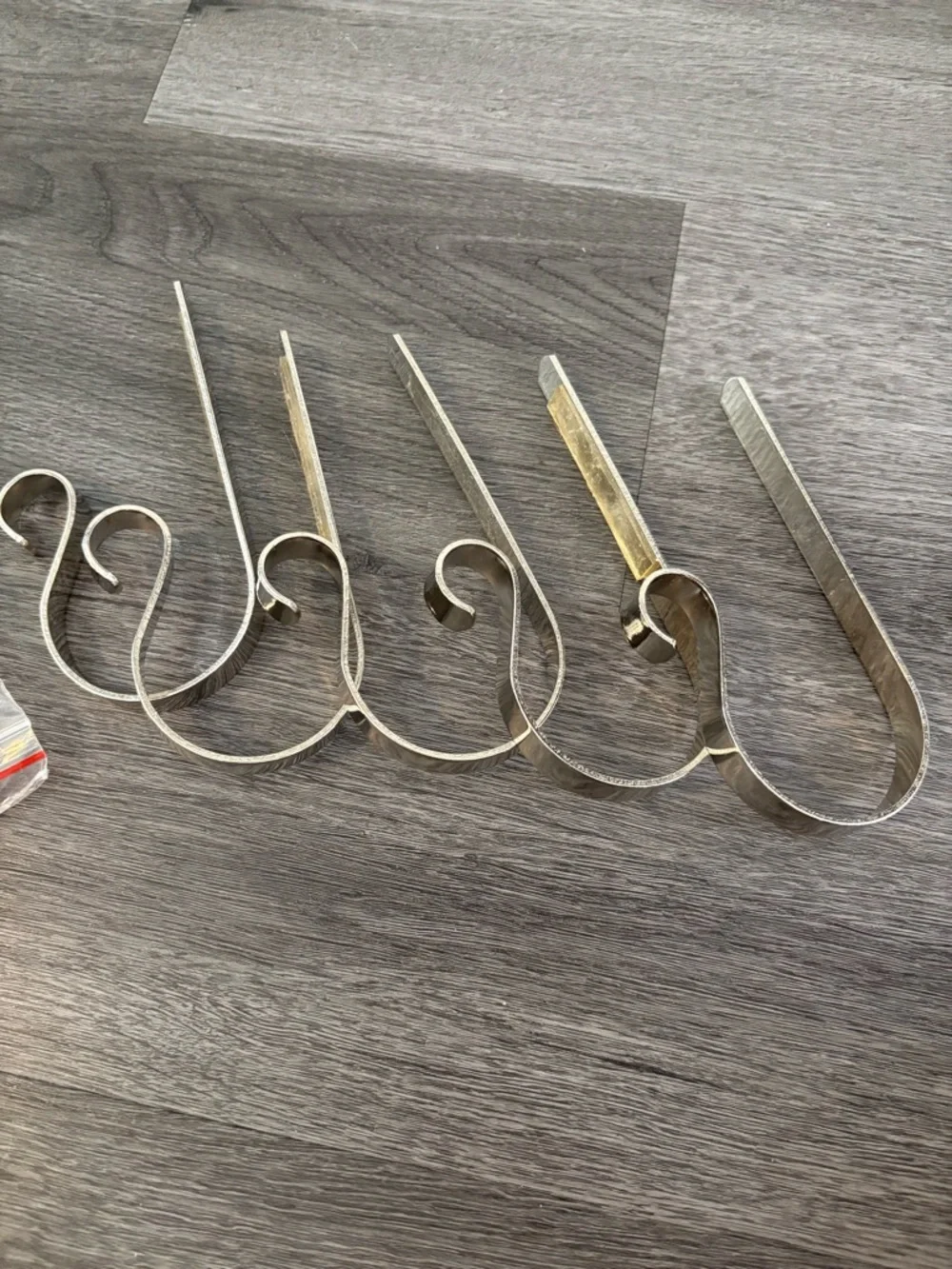 Set of 6 Silver-Tone Curtain Hooks